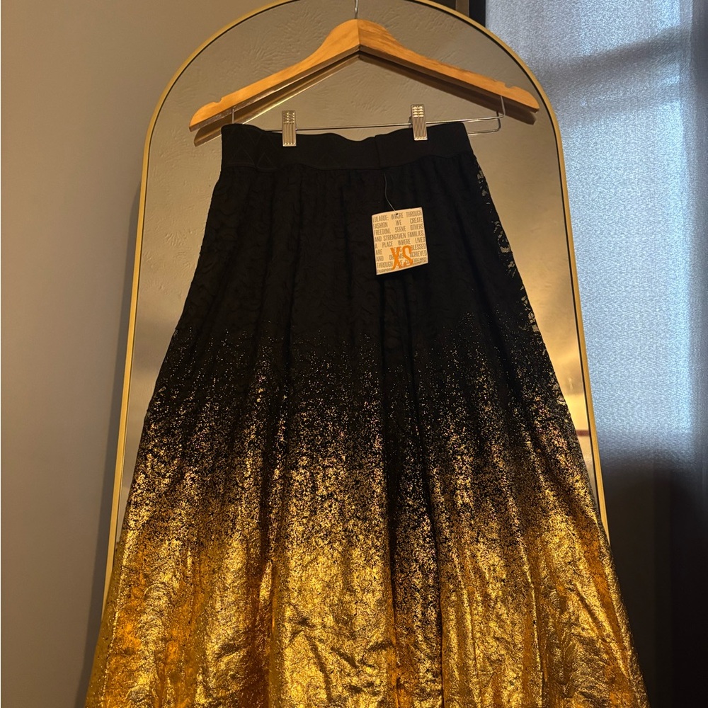 Black and Gold Embellished Maxi Skirt for Cocktail brand new